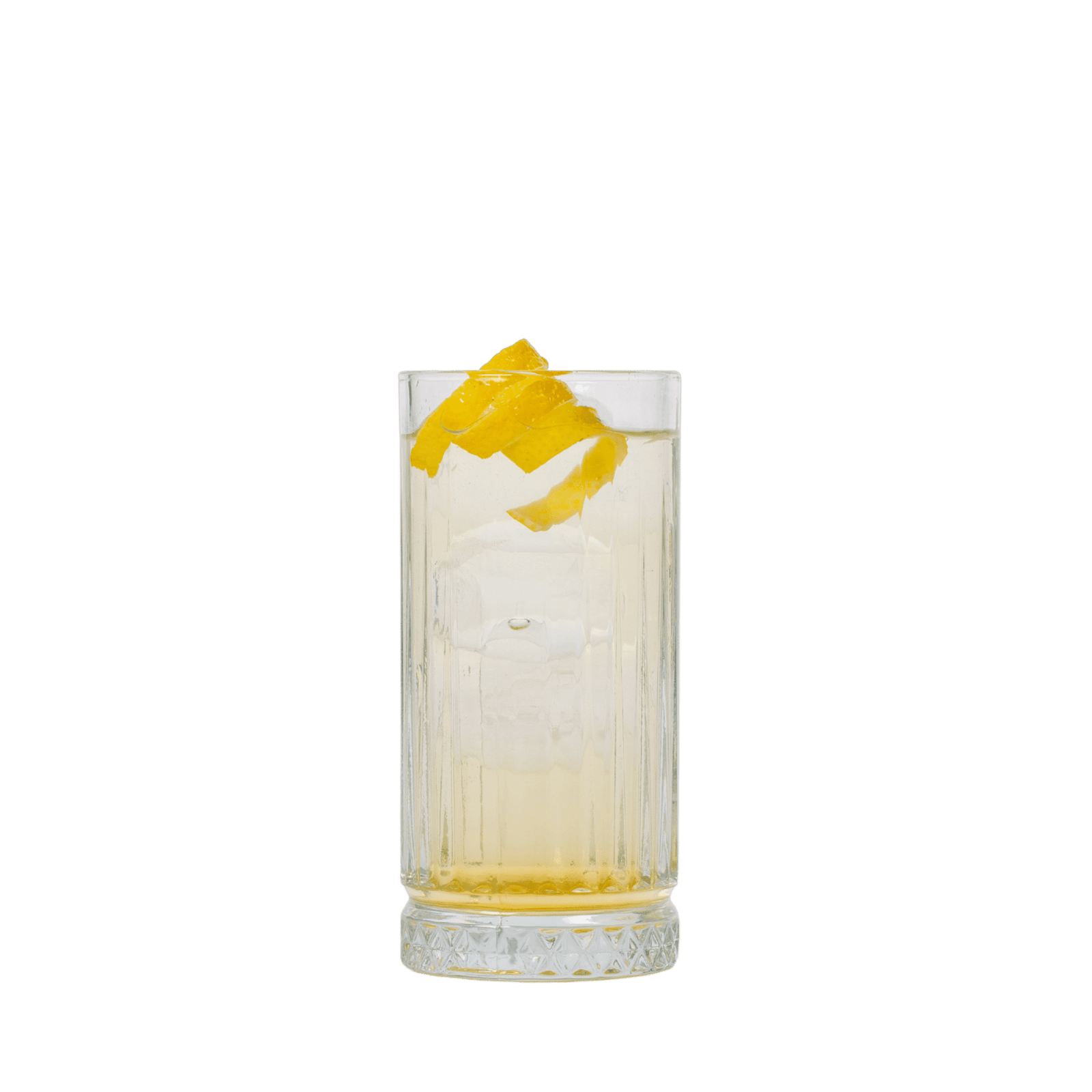 Herbalist & Tonic mit Zitronenzeste im Highballglas auf Eis